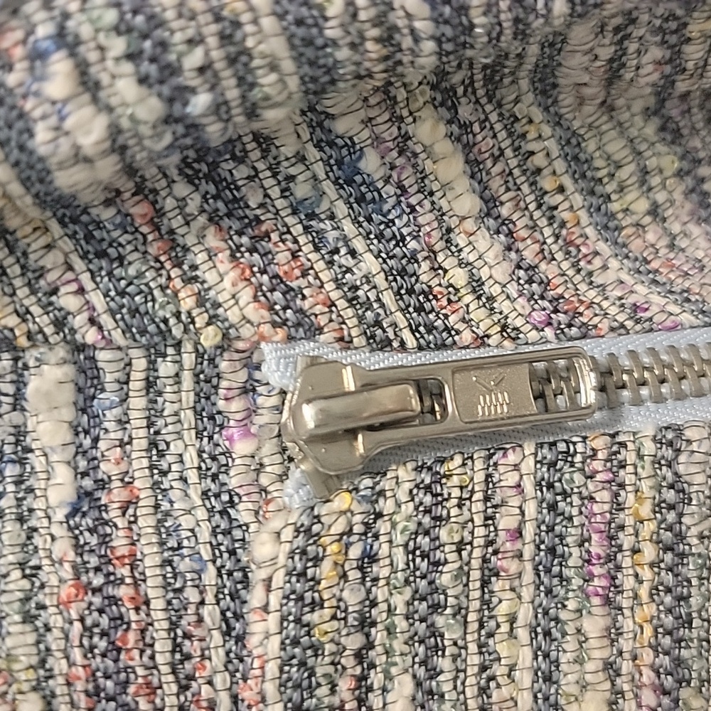 Blazer - Picture 3 of 6